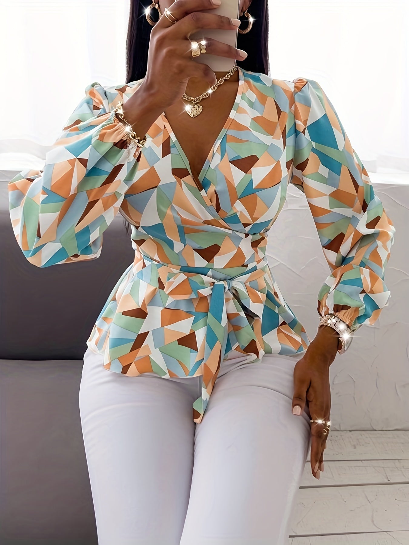 Chic Geometric Print Blouse with Tie Waist - Deep V-Neck, Long Sleeve, Polyester, Machine Washable - Ideal for Spring/Summer/Fall Fashion