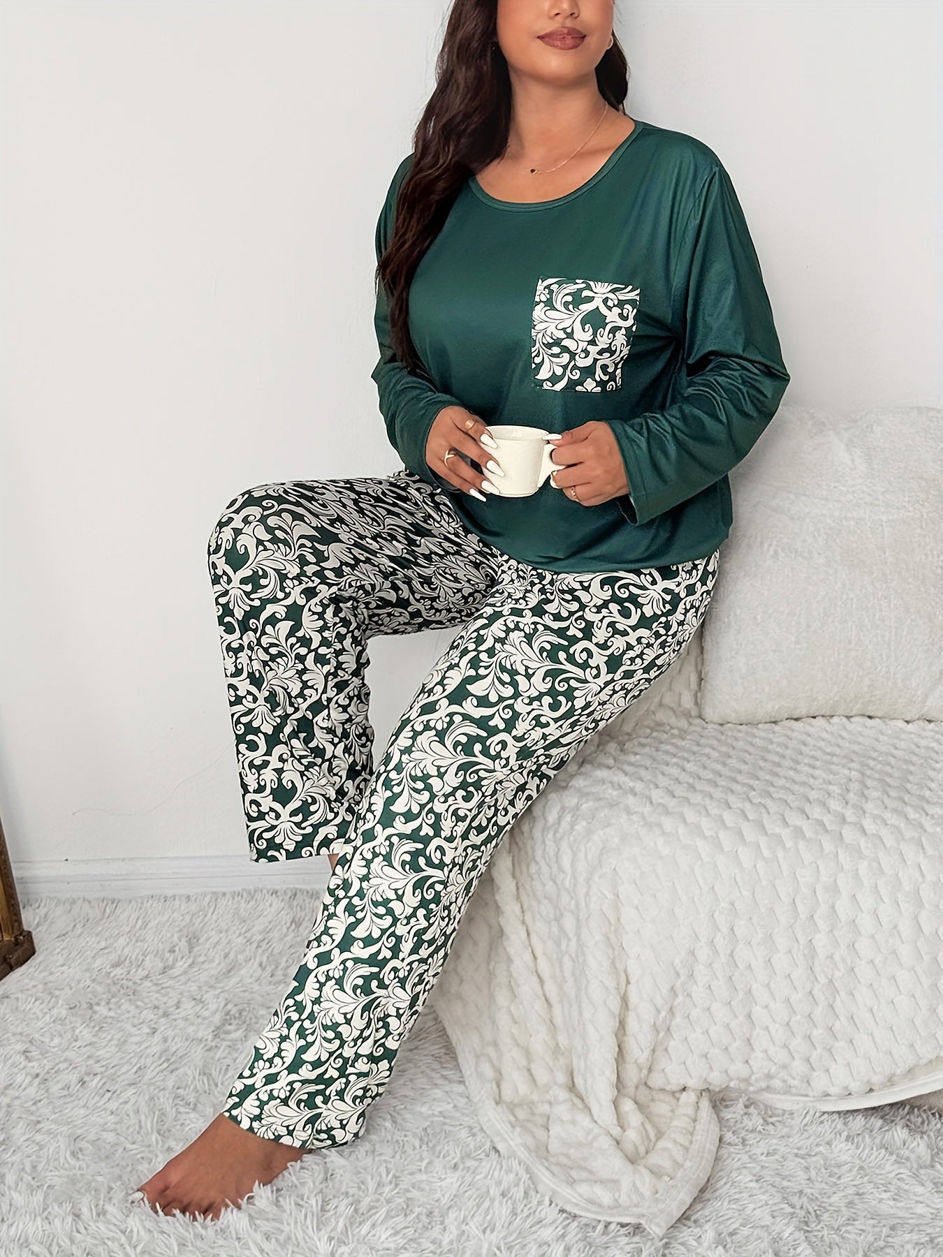 Plus Size Pocket Round Neck Long Sleeve Top and Geometric Floral Print Pants 2pcs Comfortable Casual Pajama Set