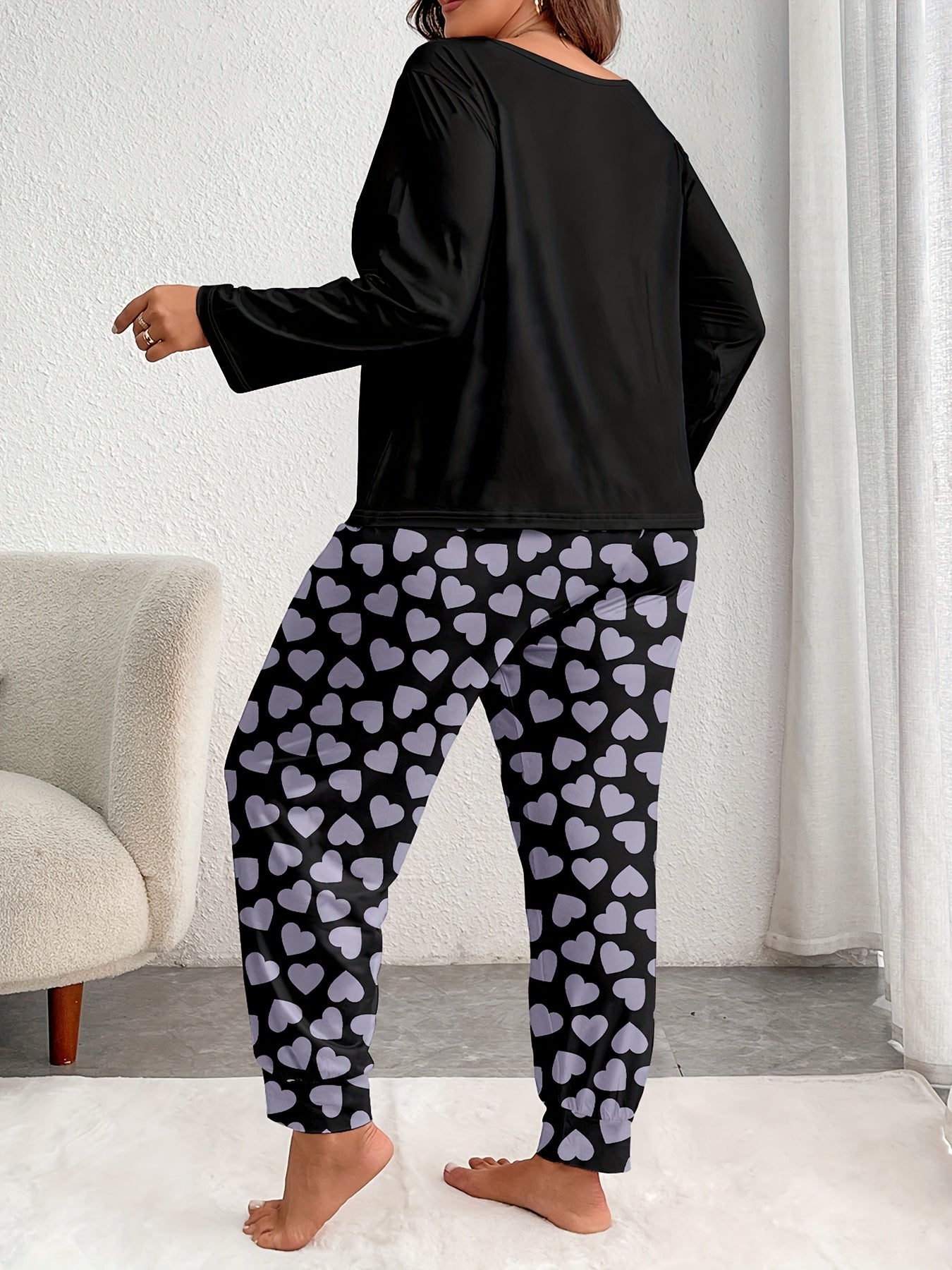 Women's Comfort Plus Size Heart Print Pajama Set - Long Sleeve and Pants, Soft Polyester Loungewear, Machine Washable, Autumn, Oversized, Heart Pattern, Long Sleeve Sleepwear Set