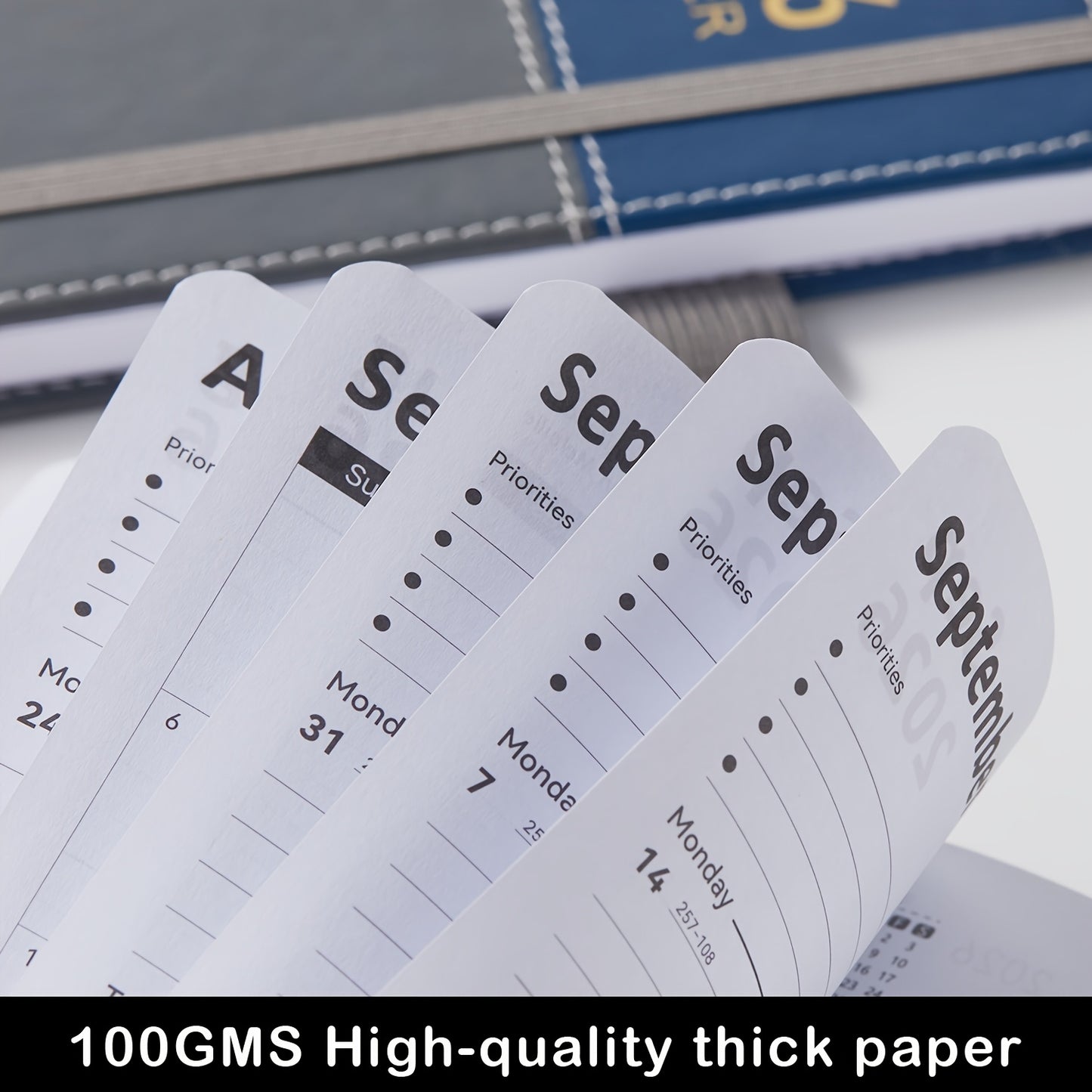 2026 Compact Planner, January 2026 to December 2026. Small monthly and weekly calendar, wallet size, 9.65 cm x 17.78 cm, with elastic band and pen loop, suitable for homeschooling or a Halloween gift.