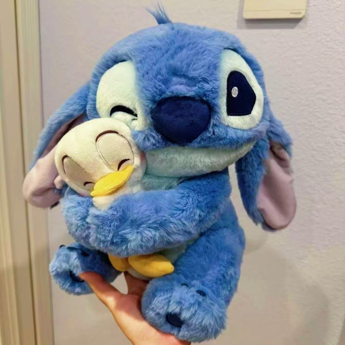 Stitch & Duck Plush Toy - Official Stitch Hugging Duck, Soft Blue Stitch Plush with Expressive Eyes, Birthday & Valentine's Gift for Fans, Cute Bedroom or Office Decor, Valentine Present, Playful Design, Huggable Plushie, Stu