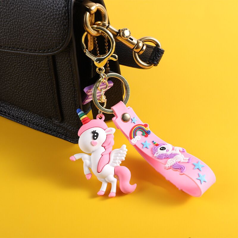 Creative Cute Multicolor Rainbow Pony Cartoon Unicorn Car Bag Keychain Keychain Men And Women Pendant Small Gifts