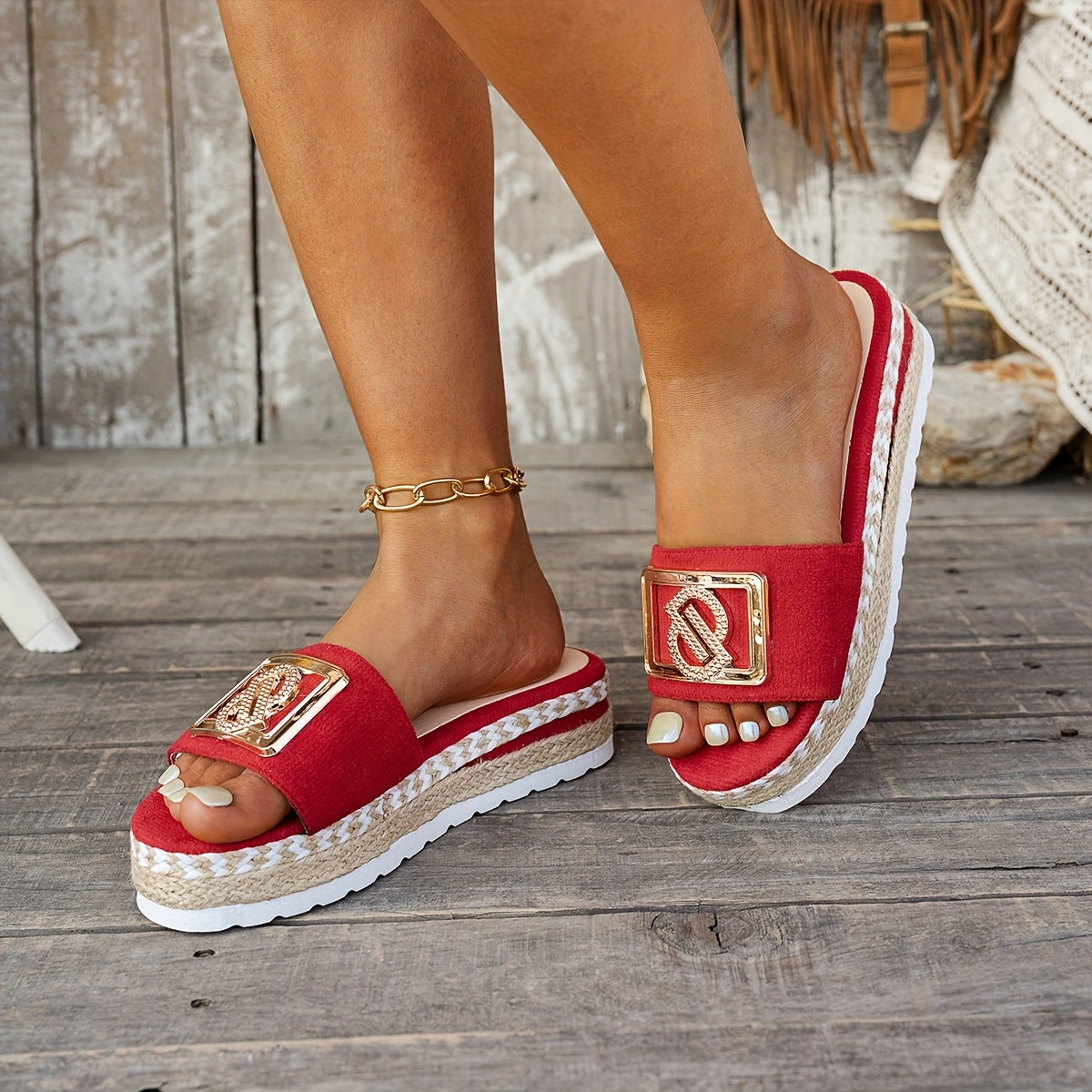 Ladies' Platform Beach Sandals with a Stylish Grass Edge.