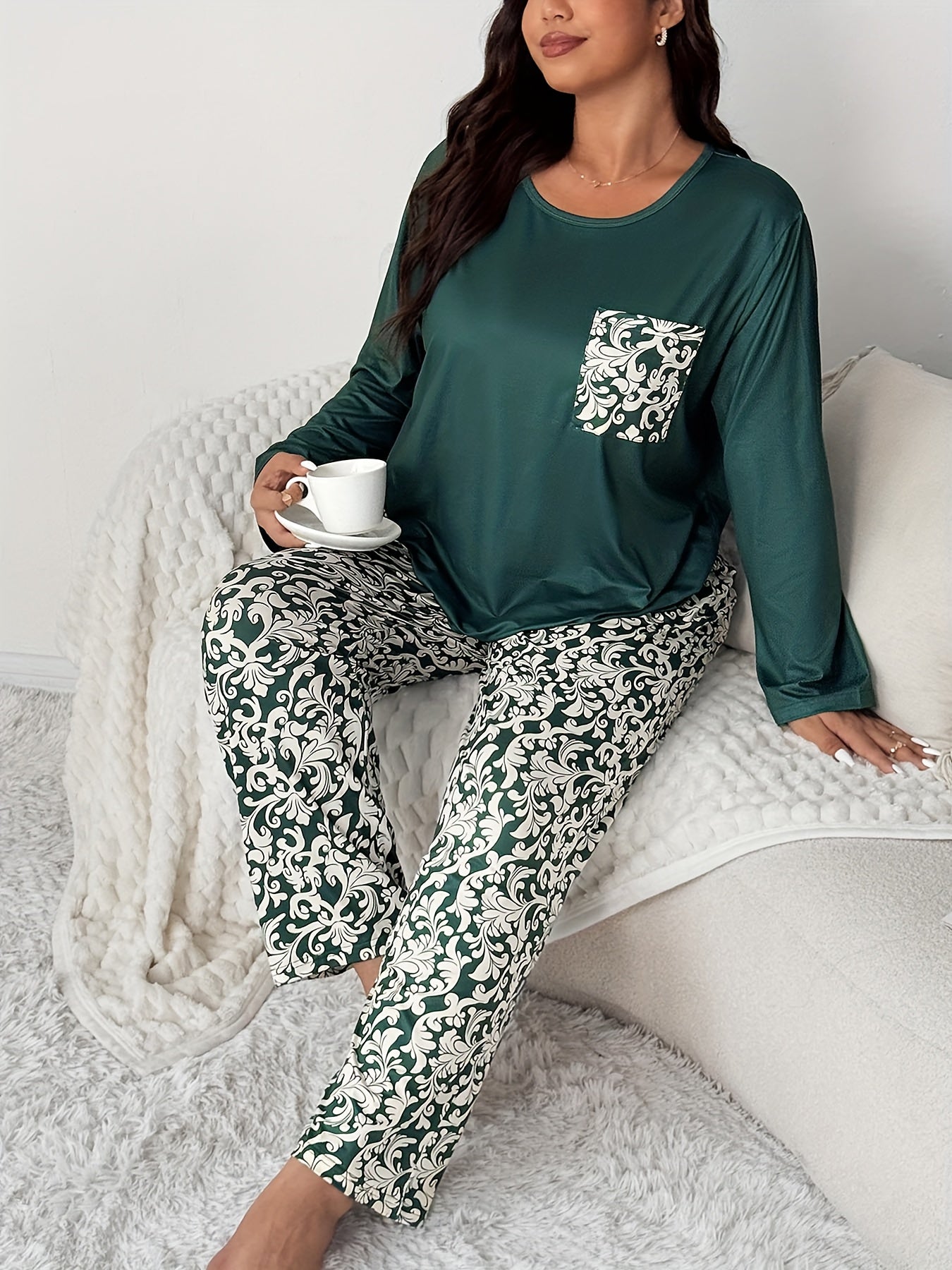 Plus Size Pocket Round Neck Long Sleeve Top and Geometric Floral Print Pants 2pcs Comfortable Casual Pajama Set