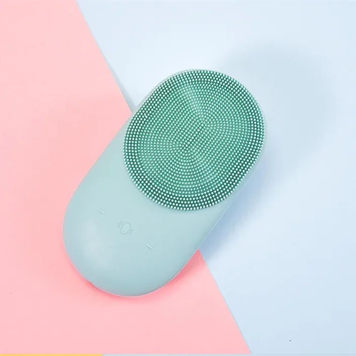 High Quality Skin Cleanser Facial Cleansing Brush USB Charging Electric Face Cleansing Brush Electric Beauty Product