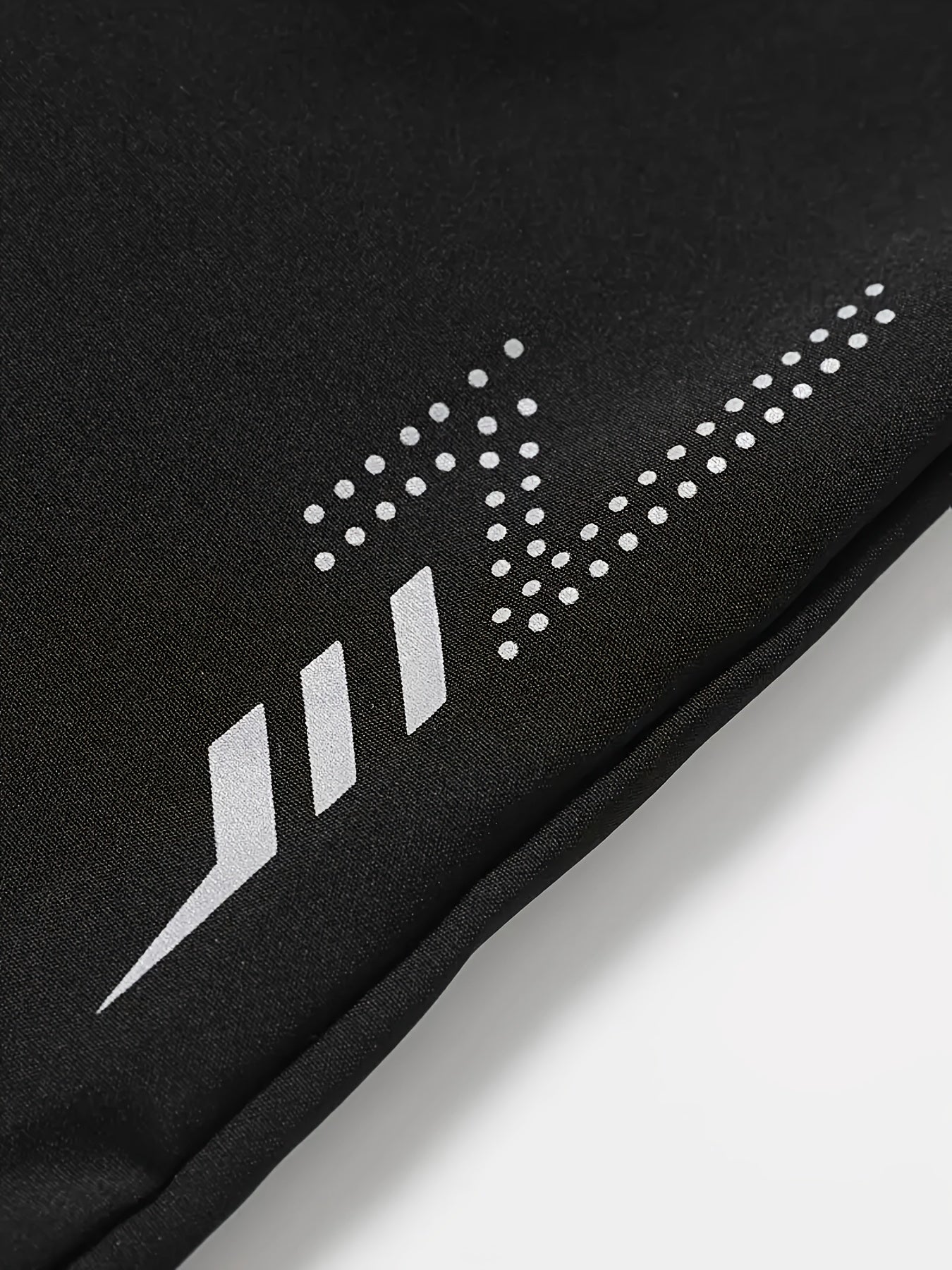 2025 Summer New Men'S Outdoor Sports Five-Finger Shorts for Running, Training, And Casual Beach Use