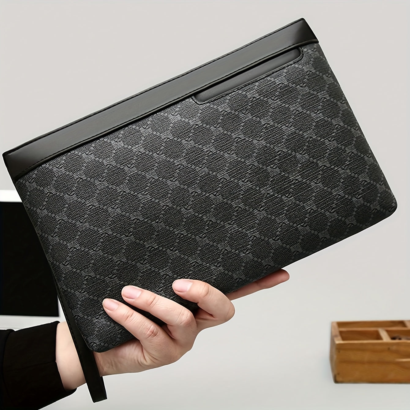 Stylish Men's wristlet, handbag, envelope bag, made of PU material that is scratch-resistant and durable, suitable for outings, parties, work commuting, multiple pockets, exquisite floral pattern, simple casual trendy Men's w