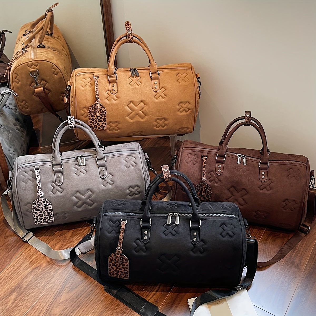 Stylish Tote Bag for Travel - Large Capacity Durable Textured Design, Perfect for Gym, Vacation & Business Trips, Black, Versatile Carryall, Modern Handbag, Sturdy Handles, Spacious Handbag, Frequent Travelers, Sleek Handbag,