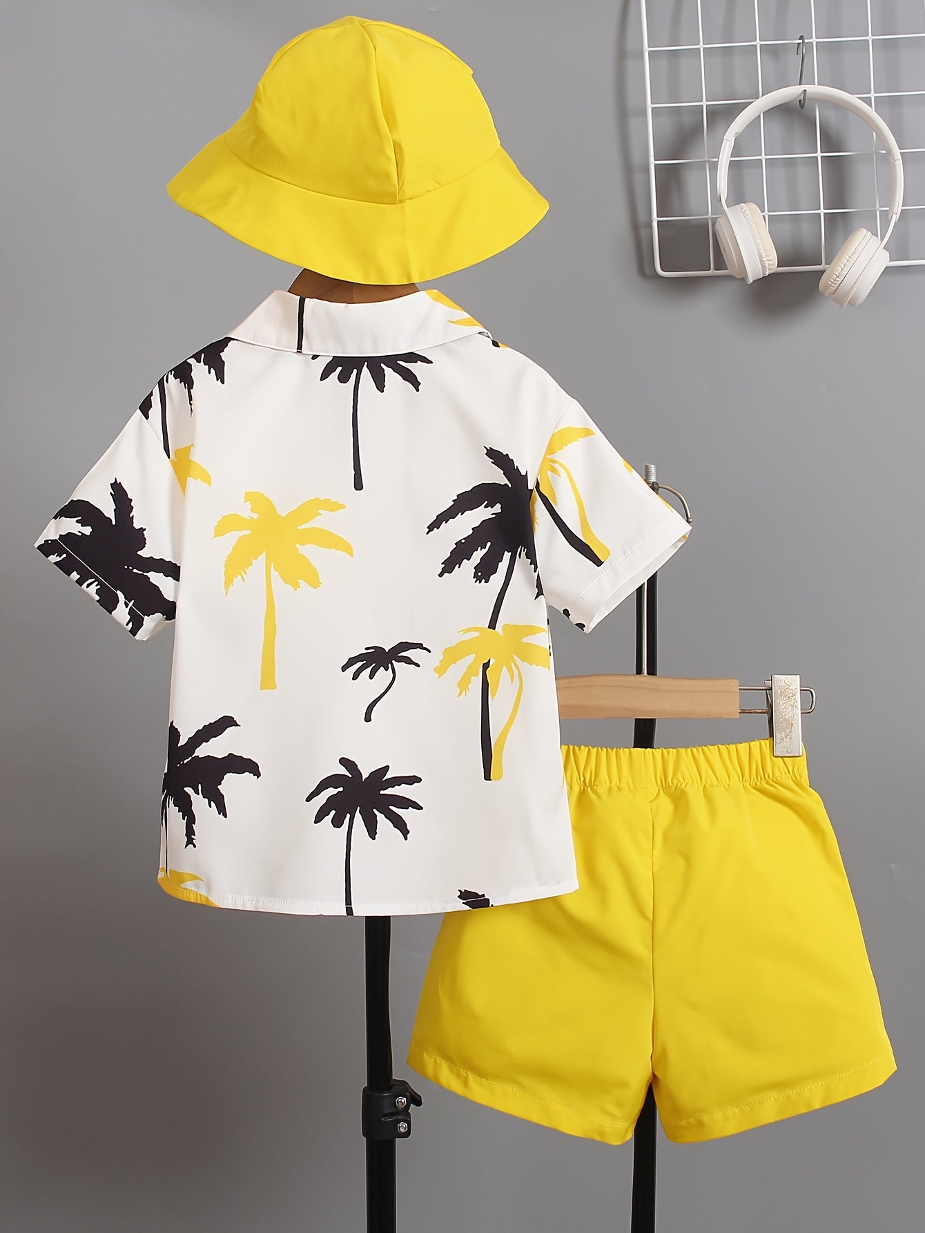 Boys' Summer Fashion Street Shirt Three-piece Set Only Selling Hats, Shirts and Shorts, Perfect for Outdoor