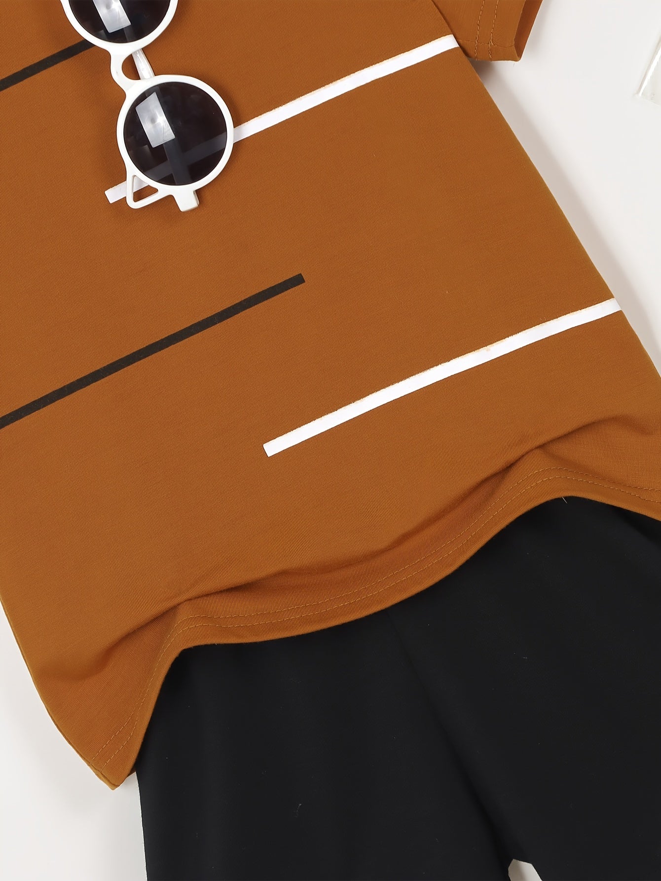 2pcs Set of Boys' Summer Striped Print Round Neck Short Sleeve T-shirt and Casual Shorts