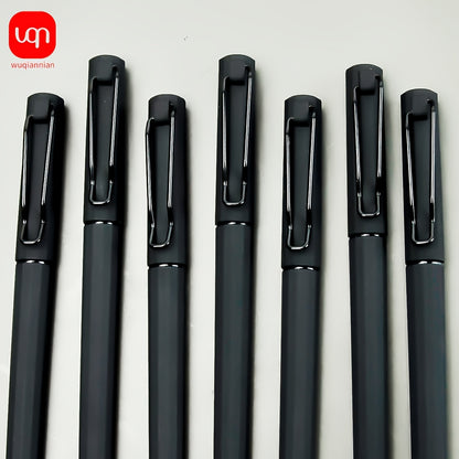 2/5pcs innovative black neutral pen with 0.7mm tip elastic clip design for smooth writing, good feel, clear handwriting, note-taking pen for daily use, everyday tasks, and drawing. Back to season