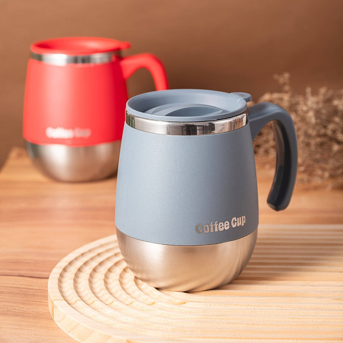 Caneca térmica em aço inoxidável de 500ml com tampa, parede dupla com isolamento a vácuo para bebidas quentes e frias, ideal para casa, atividades ao ar livre, campismo, aniversários, férias, Dia de Ação de Graças e Natal.