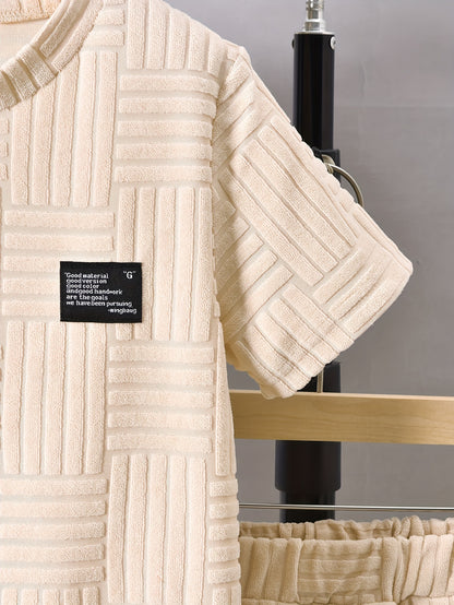 Boys' Fashion Casual Round Neck Short Sleeve T-Shirt + Casual Shorts Two-Piece Set, Perfect for Outdoor