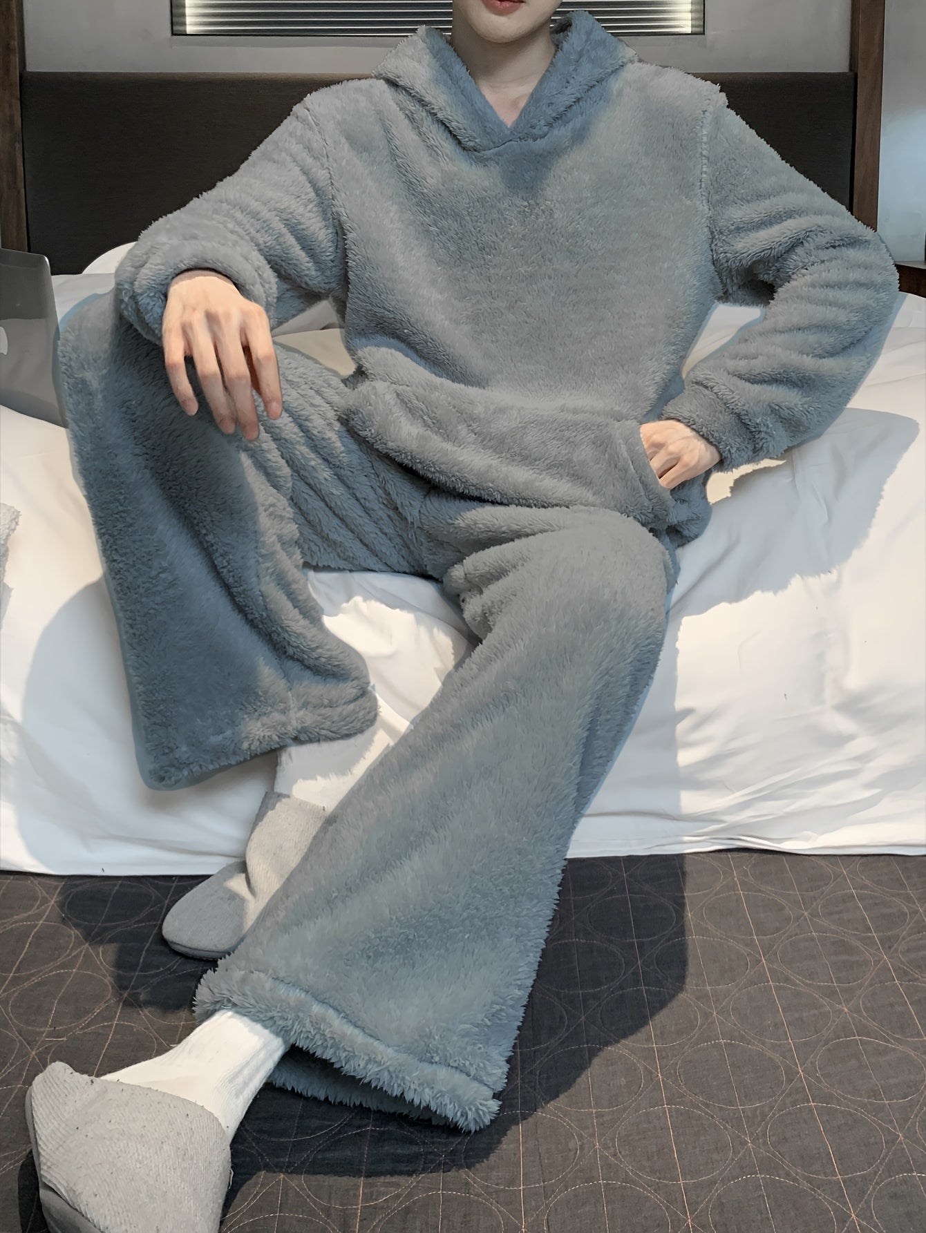 Men's Coral Velvet Pajamas Autumn and Winter Thickened Velvet Winter Hooded Flannel Warm Youth Pajama Set