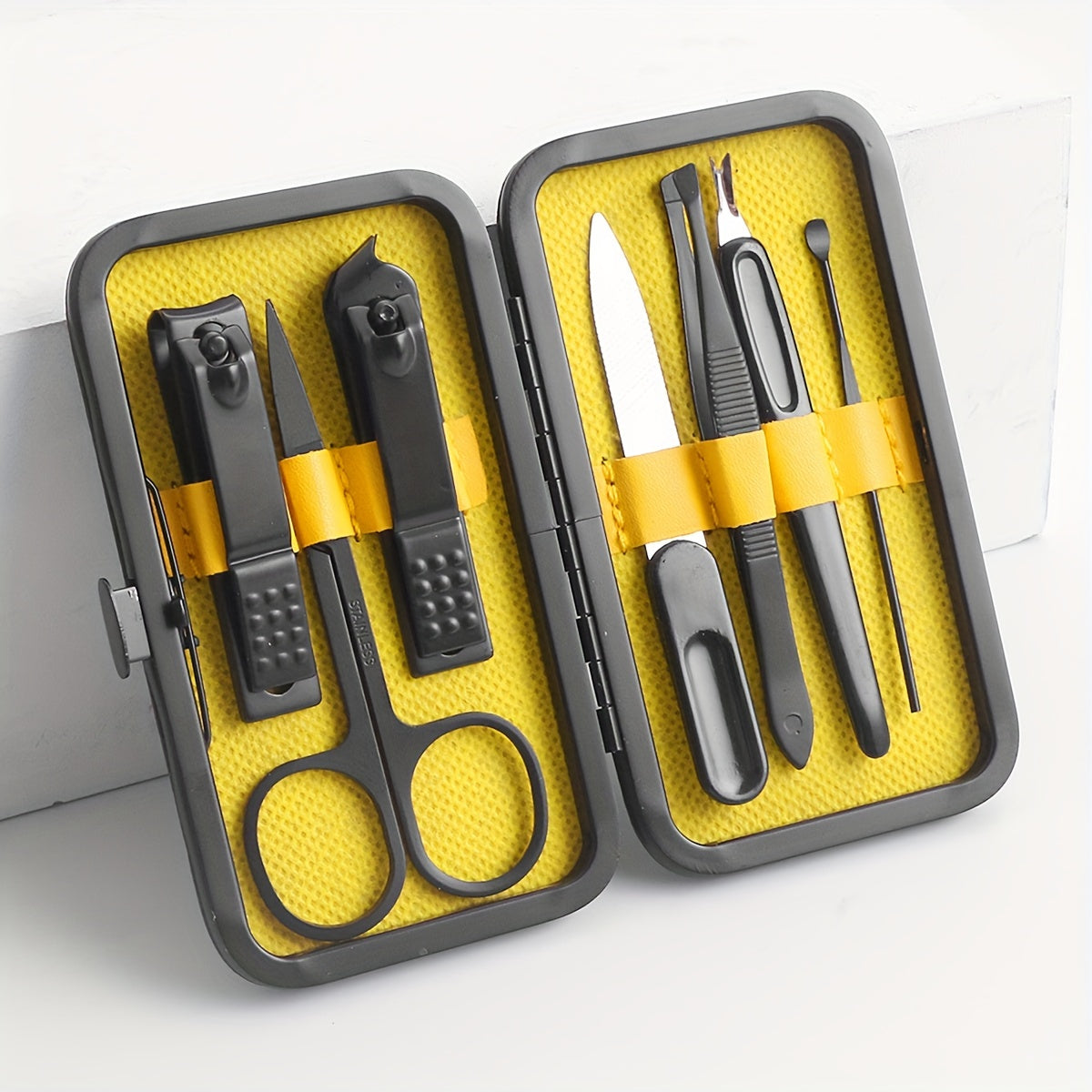 Manicure Set Nail Clipper Set Built-in Nail File Men's And Women's Personal Care Portable Travel Household 7-Piece Set Black Nail Scissors Grooming Tools Kit