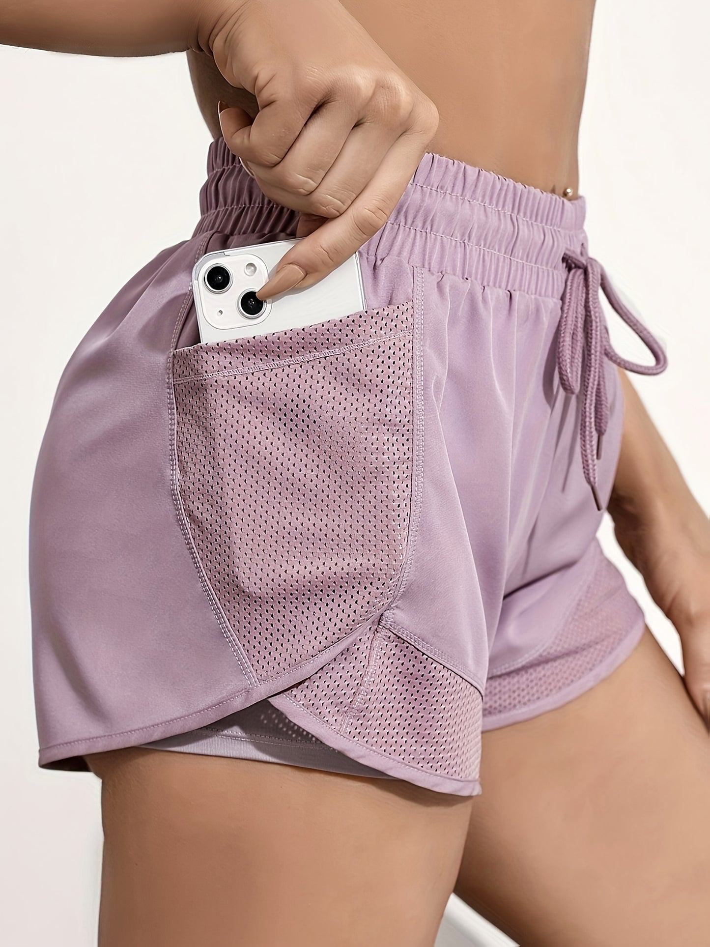 Women's 2-in-1 Yoga Shorts With Quick-Drying Fabric And Mesh Pockets For Casual Fitness And Gym Workouts