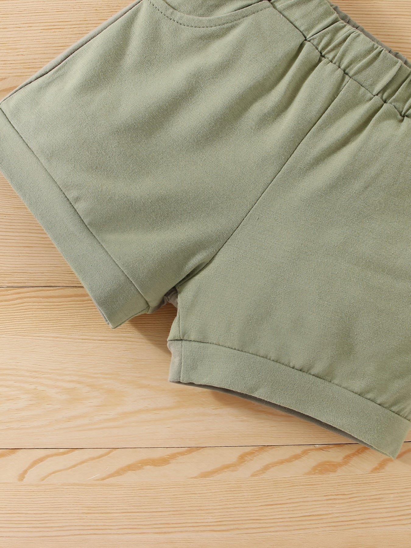 Boys' Summer Collared Animal Print Short Sleeve Shorts Set, Perfect for Outdoor