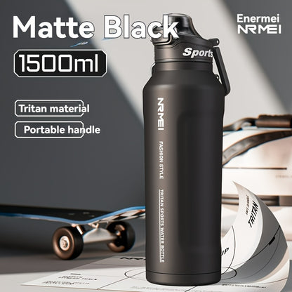 Garrafa de água desportiva NRMEi com palhinha, tampa flip-top e pega portátil - Design durável, resistente a impactos e antiderrapante para ginásio, atividades ao ar livre e hidratação. Acabamento brilhante e elegante. Material livre de BPA.