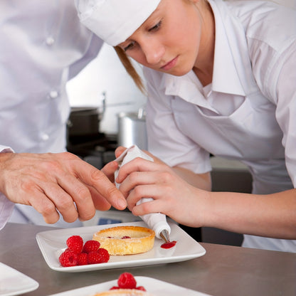 8pcs, Cake Decorating Tool Kit, Including 1pc Silicone Reusable Pipping Bag, 6pcs Pipping Tips, And 1pc Coupler, For DIY Cake Decorations, Baking Tools, Kitchen Gadgets, Kitchen Accessories, Home Kitchen Items