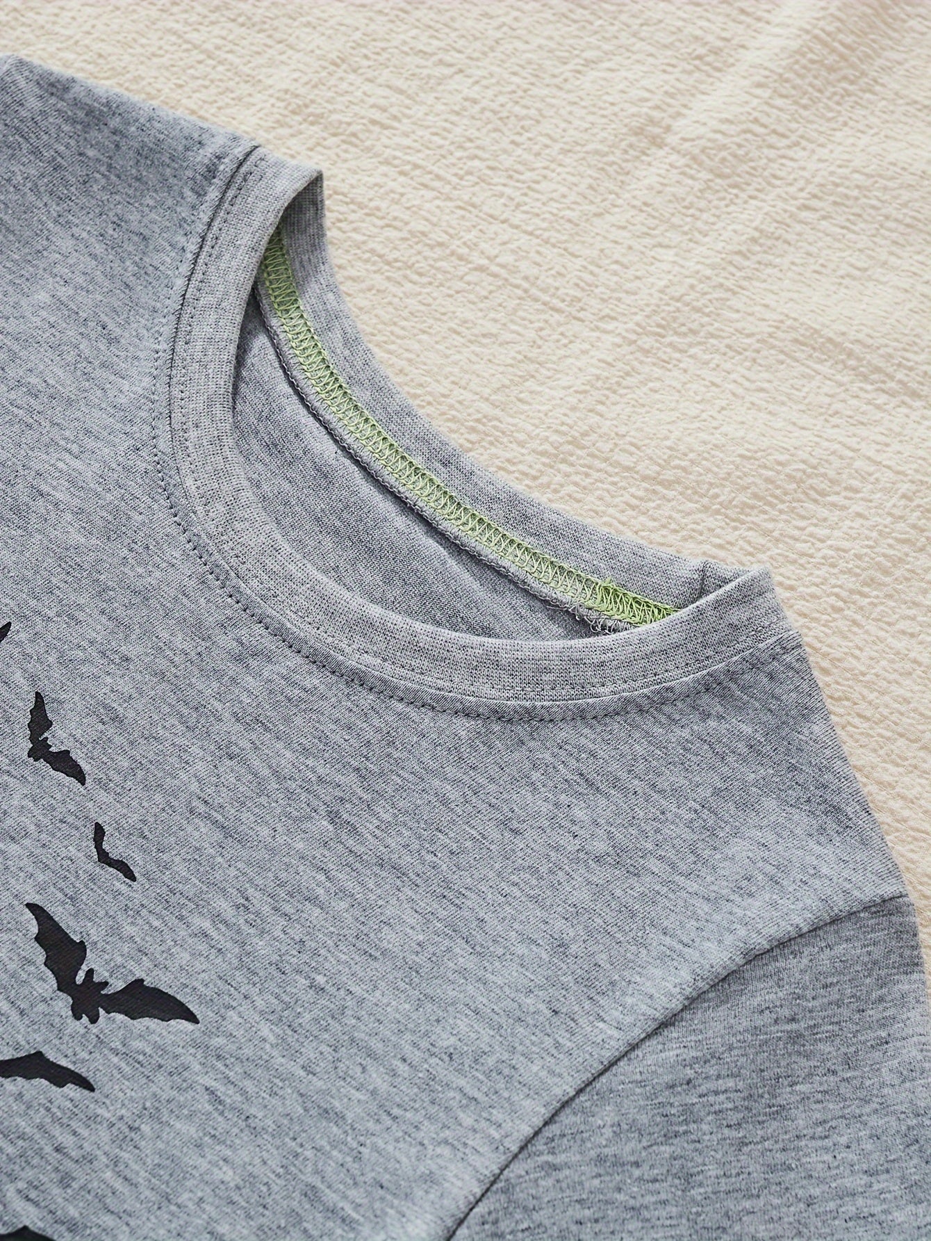 Boys' Long Sleeve Cotton T-Shirt, Casual Crew Neck, Dinosaur Print, Breathable Knit Fabric, for Fall - Casual & Outdoor Wear