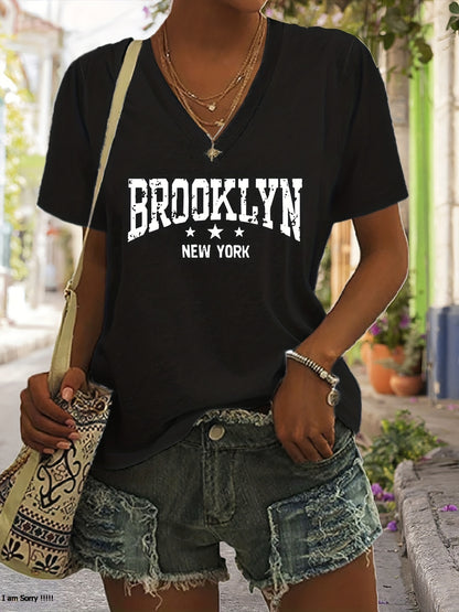 T-shirt casual para mulher com decote em V e estampado da inscrição "Brooklyn New York" - Estampado vibrante em rosa e preto, manga curta, corte regular, lavável à máquina, ideal para a primavera, verão e outono. Tecido resistente e durável.