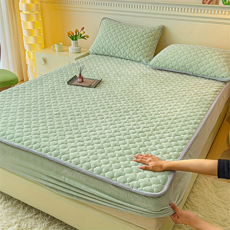 Conjunto de 3 peças de lençol de baixo e fronha em veludo macio e confortável, com enchimento grosso tipo sanduíche, excelente efeito de aquecimento, altura do lençol de baixo de 30 cm, estilo acolchoado, ideal para quarto de hóspedes e quarto de família.