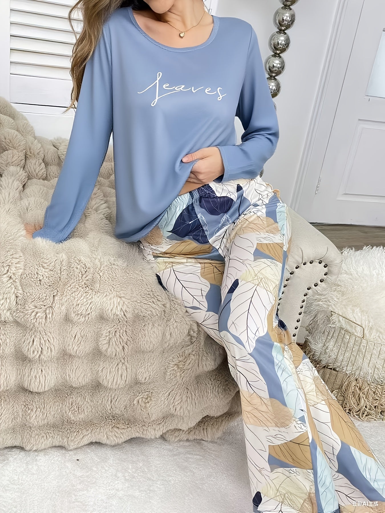 Autumn and Winter Women's Casual Versatile Elegant Letter Print Round Neck Long Sleeve Top and Pants Floral Printed Pajama Set