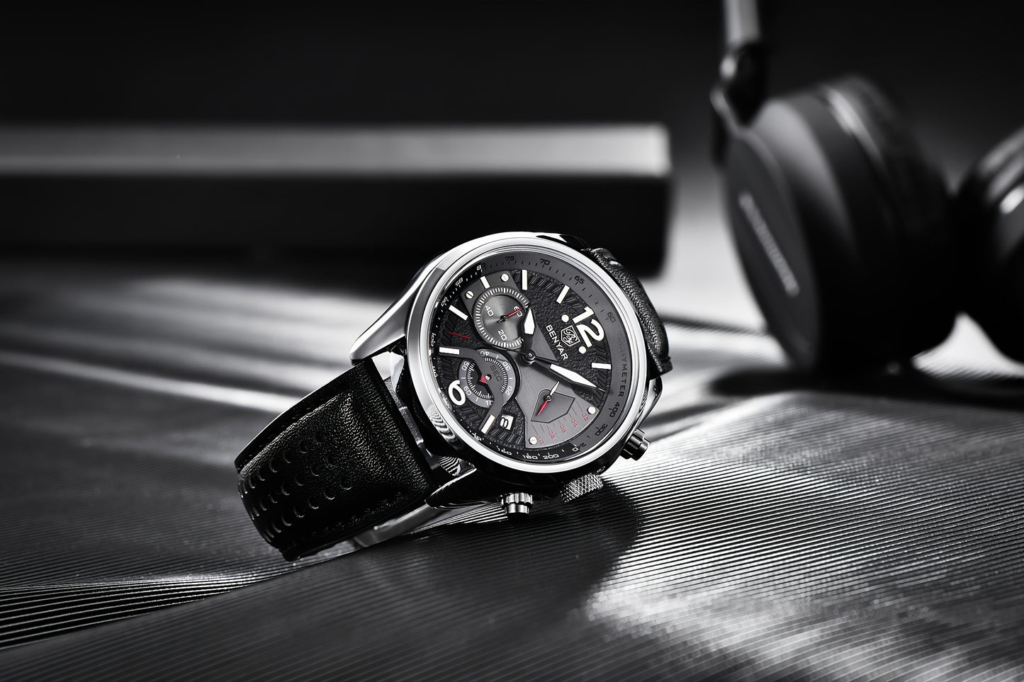 BENYAR Men's Quartz Chronograph Watch with Faux Leather Strap, 30m Waterproof, Fashionable Sport and Business Design, Elegant Gift for Men, Multifunctional, Calendar