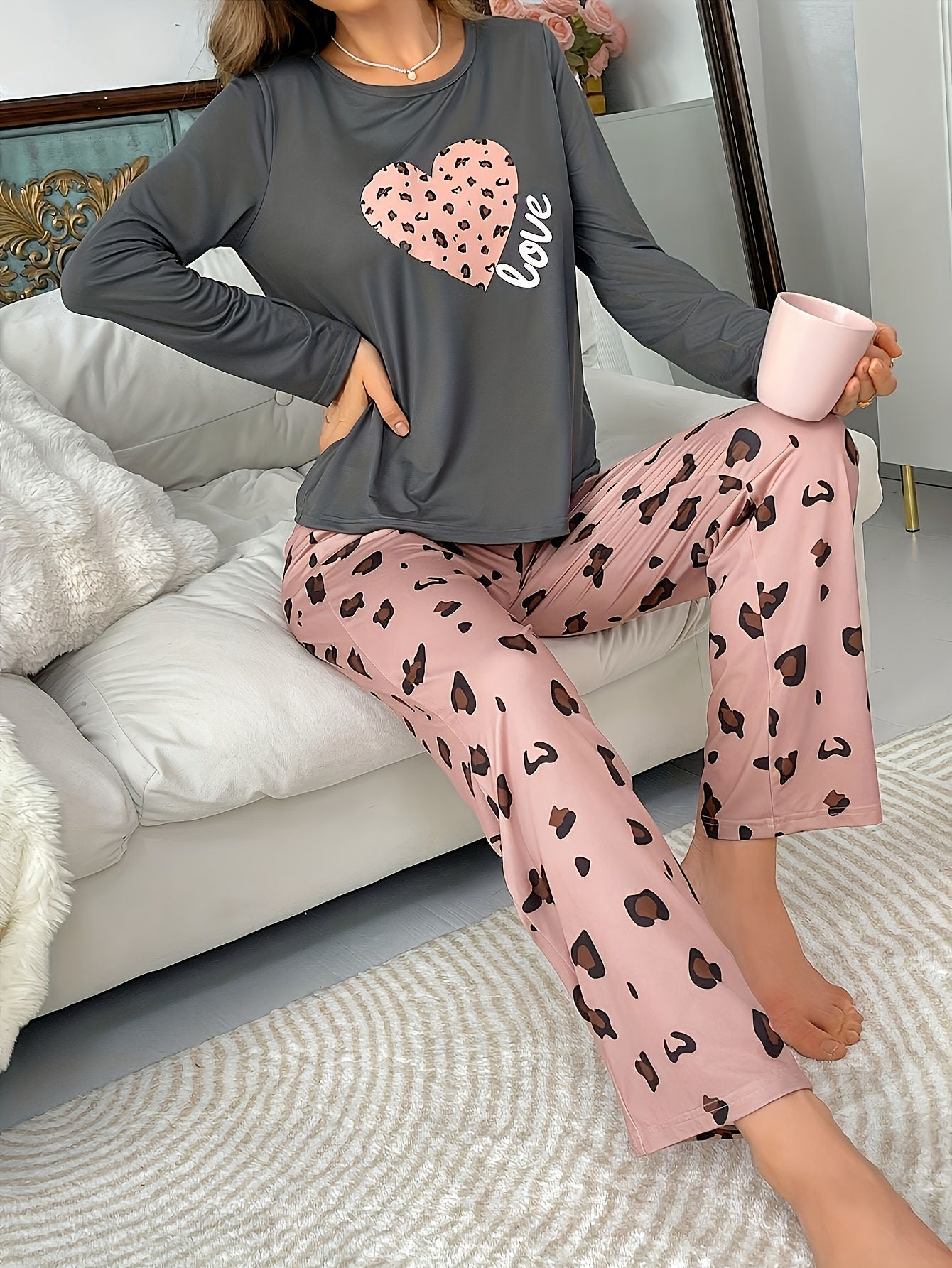 Women'S Heart & Leopard Print Pajama Set - Cozy Long Sleeve Top & Elastic Waist Pants, Soft, Casual Home Wear, All-Season Comfort, Casual Loungewear|Playful Print Top| Fabric, Plu Size Pj For Women, Plu Size Women Pj, Pj Wome