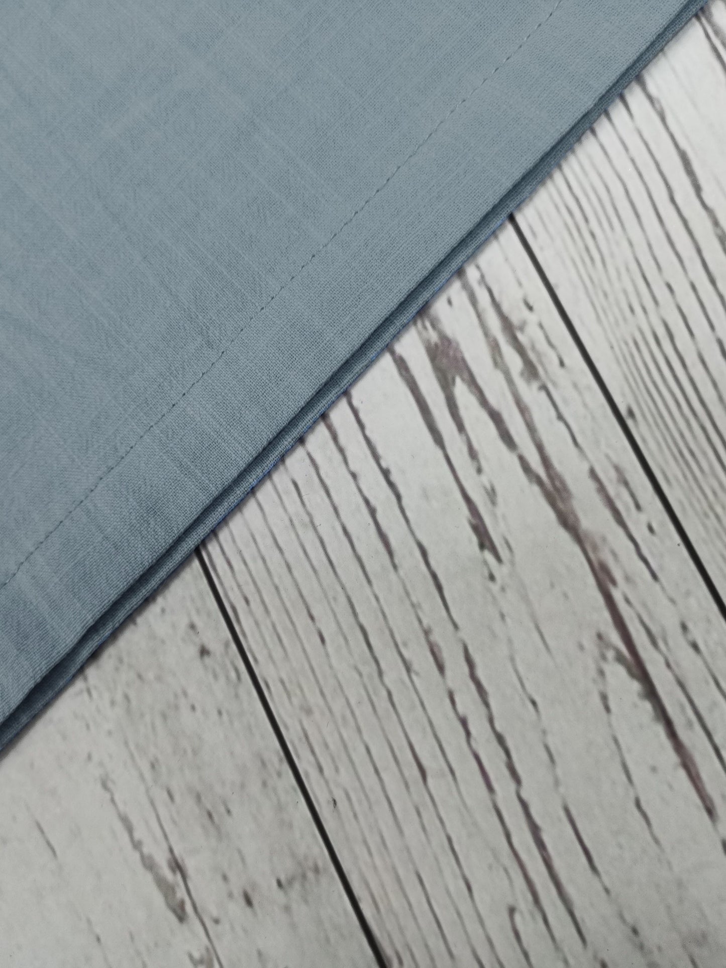 Camisa de homem, gola padre, manga curta, estilo Henley, ideal para o verão, uso casual, negócios e ocasiões formais.