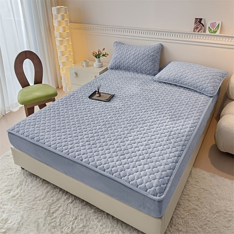 Conjunto de 3 peças de lençol de baixo e fronha em veludo macio e confortável, com enchimento grosso tipo sanduíche, excelente efeito de aquecimento, altura do lençol de baixo de 30 cm, estilo acolchoado, ideal para quarto de hóspedes e quarto de família.