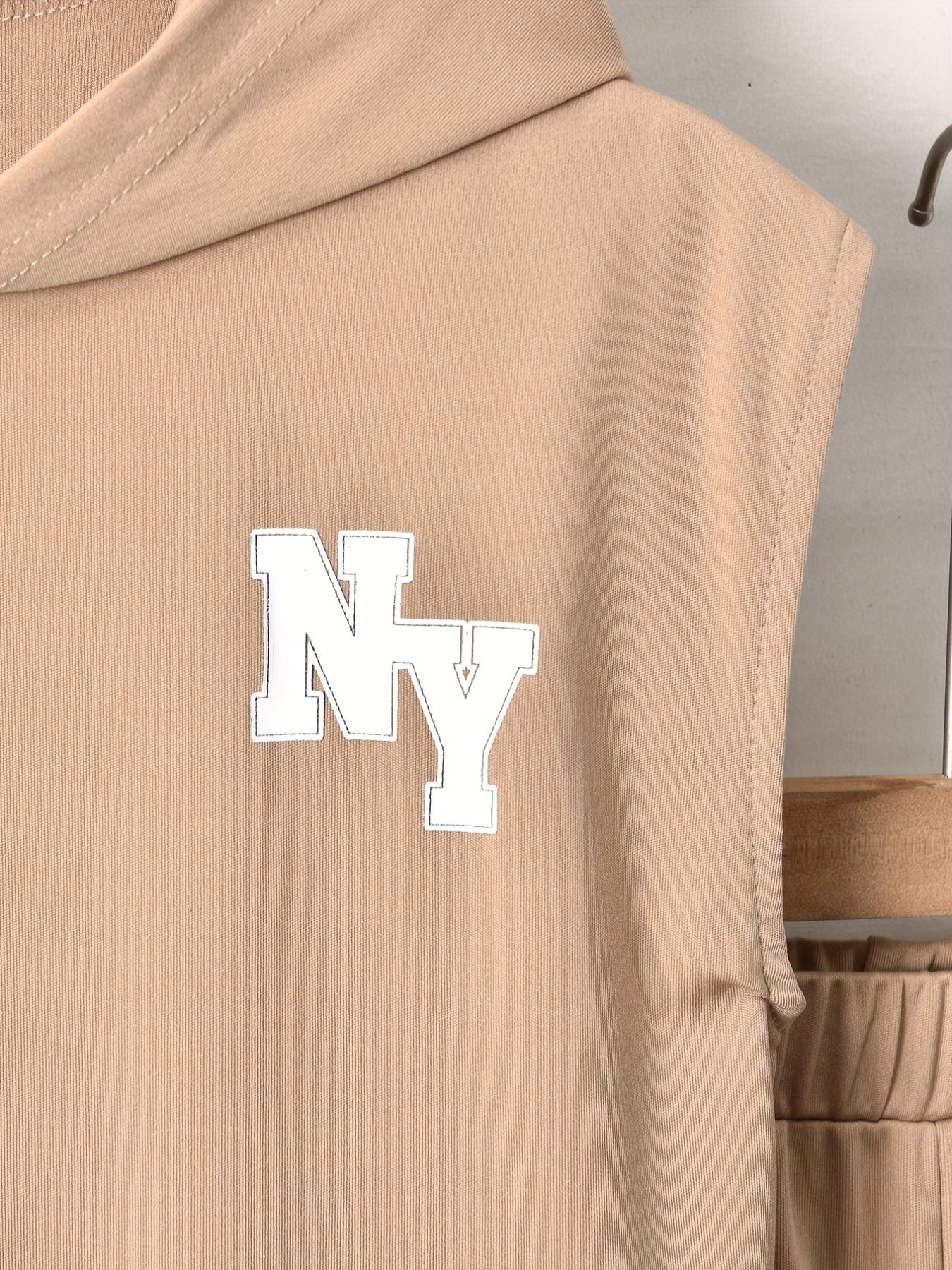 Cool Short-Sleeve T-Shirt with Letter Print And Shorts Set for Boys, for Outdoor