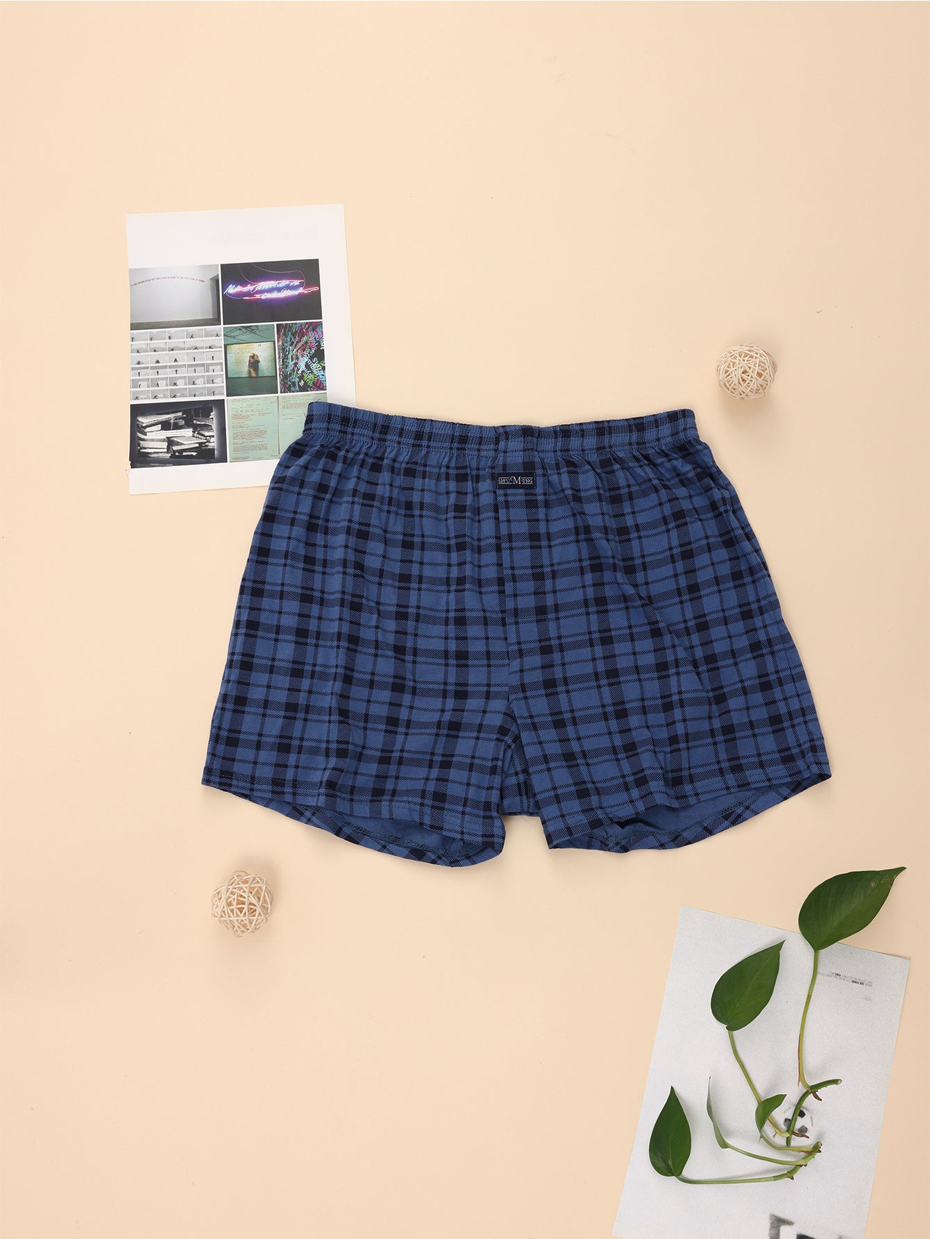 Calça de homem em algodão puro com estampado de flechas, larga, ideal para pijamas, de cintura subida e com gancho profundo.