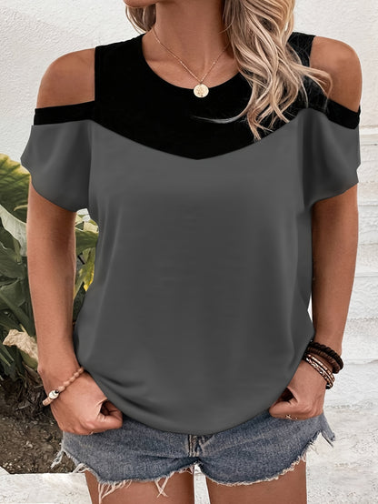 9068# Women's Plus Size Off-Shoulder Round Neck T-Shirt - Color Block Striped Summer Top, Breathable Machine-Washable Casual Elegant Tee, Ladies T Shirts, Easycare Clothing, Nontransparent Fabric, Relaxed Fit, Stylish Blouse,
