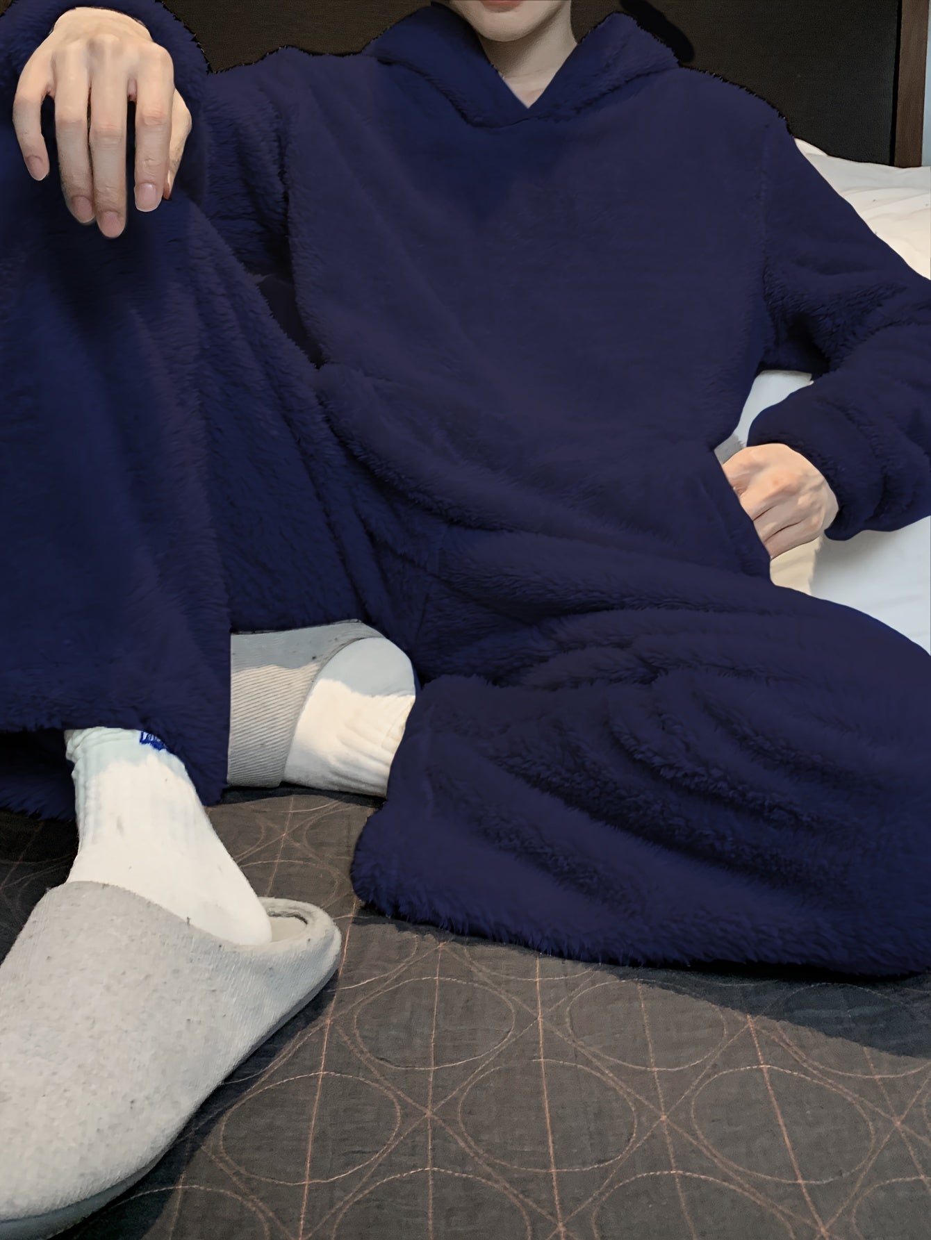 Men's Coral Velvet Pajamas Autumn and Winter Thickened Velvet Winter Hooded Flannel Warm Youth Pajama Set