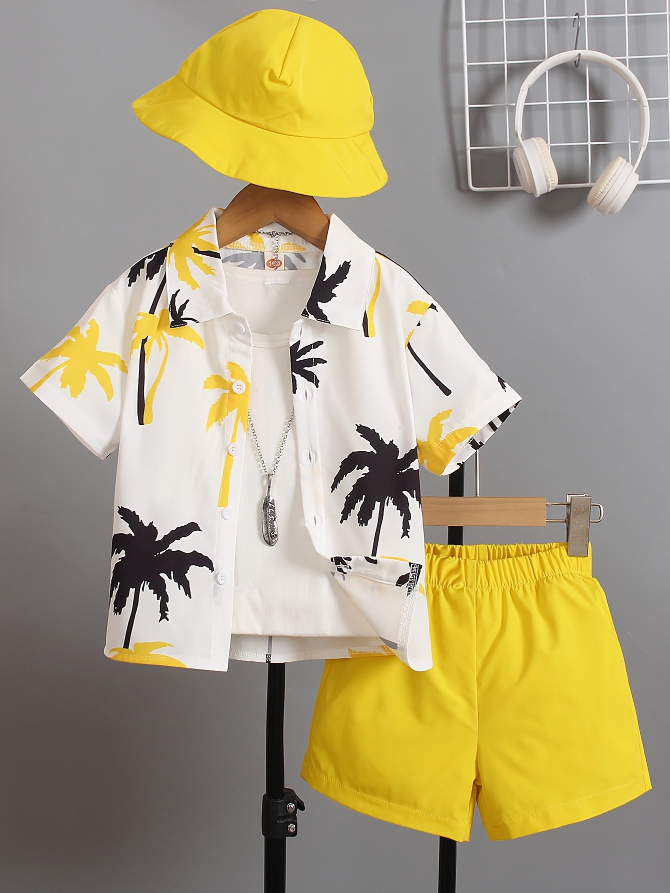 Boys' Summer Fashion Street Shirt Three-piece Set Only Selling Hats, Shirts and Shorts, Perfect for Outdoor