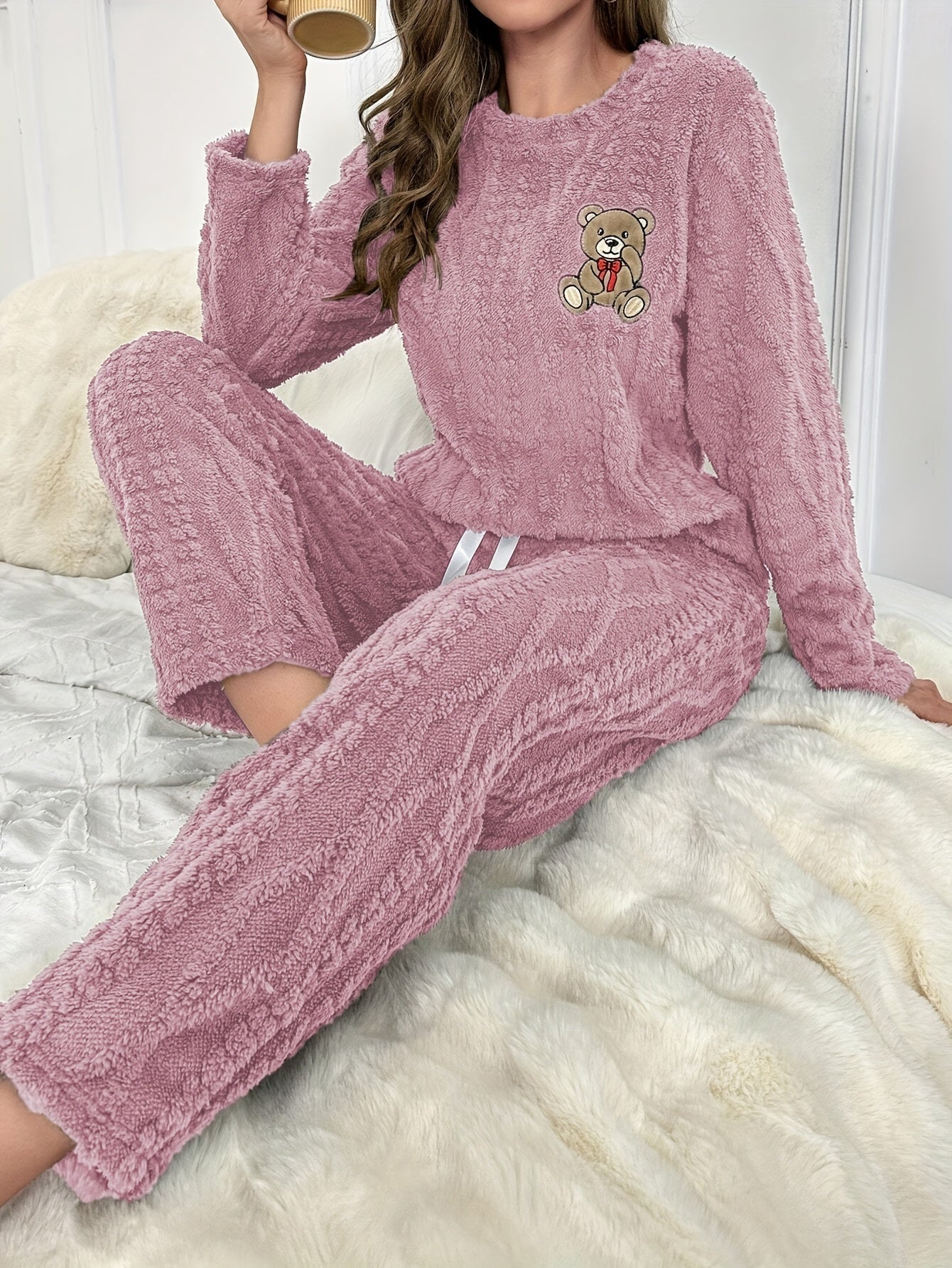 Autumn and Winter Plush Pajamas for Women - Thickened Coral Velvet Long Sleeve Top with Round Neck, Pants Set, Cute Bear Embroidery Cartoon Warm Suit, Comfortable Casual Outfit