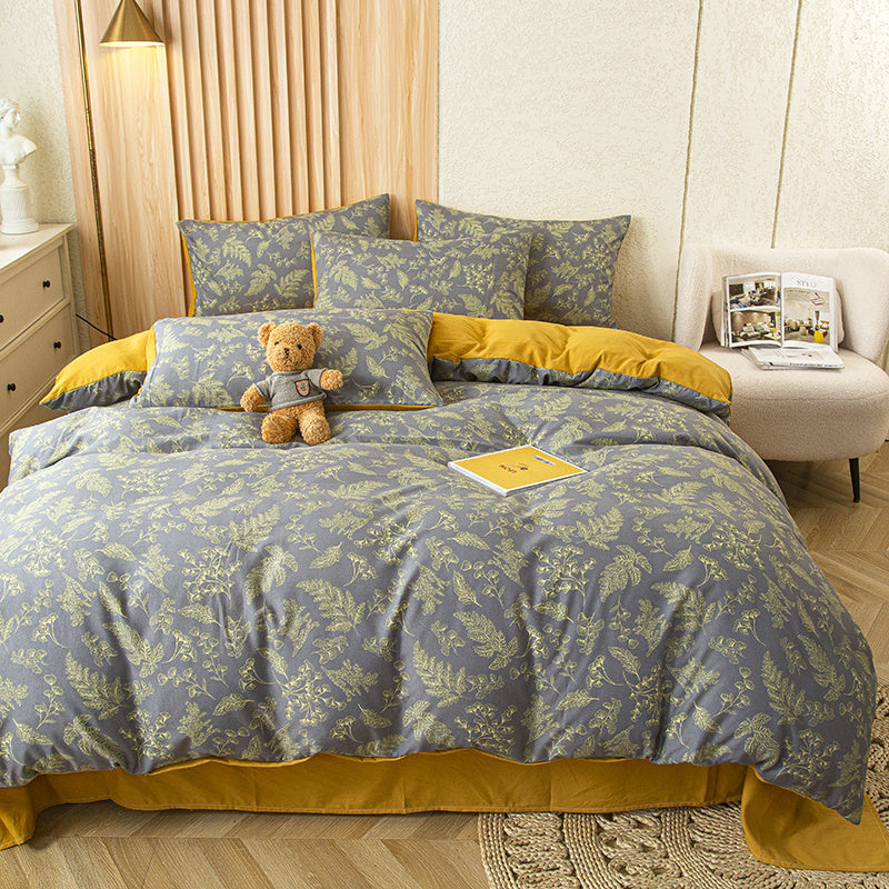 Dark Vine Pattern 4-Piece Vintage Small Floral Bedding Set. Includes 1 flat sheet, 1 duvet cover, and 2 pillowcases. Machine washable polyester. Breathable and easy to clean. Does not contain down duvet or pillowcases.