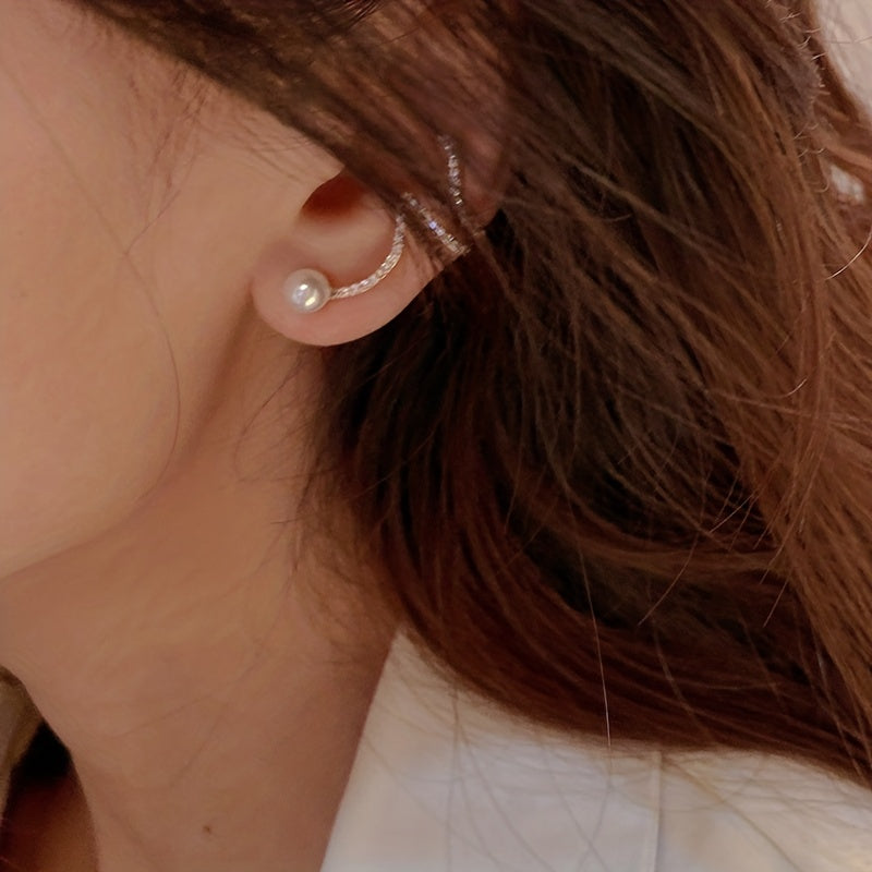 Brincos em Prata 925 com Pérolas Sintéticas em Forma de Agulha e Clips de Orelha - Joalharia Exclusiva para Mulher e Decoração de Banquetes