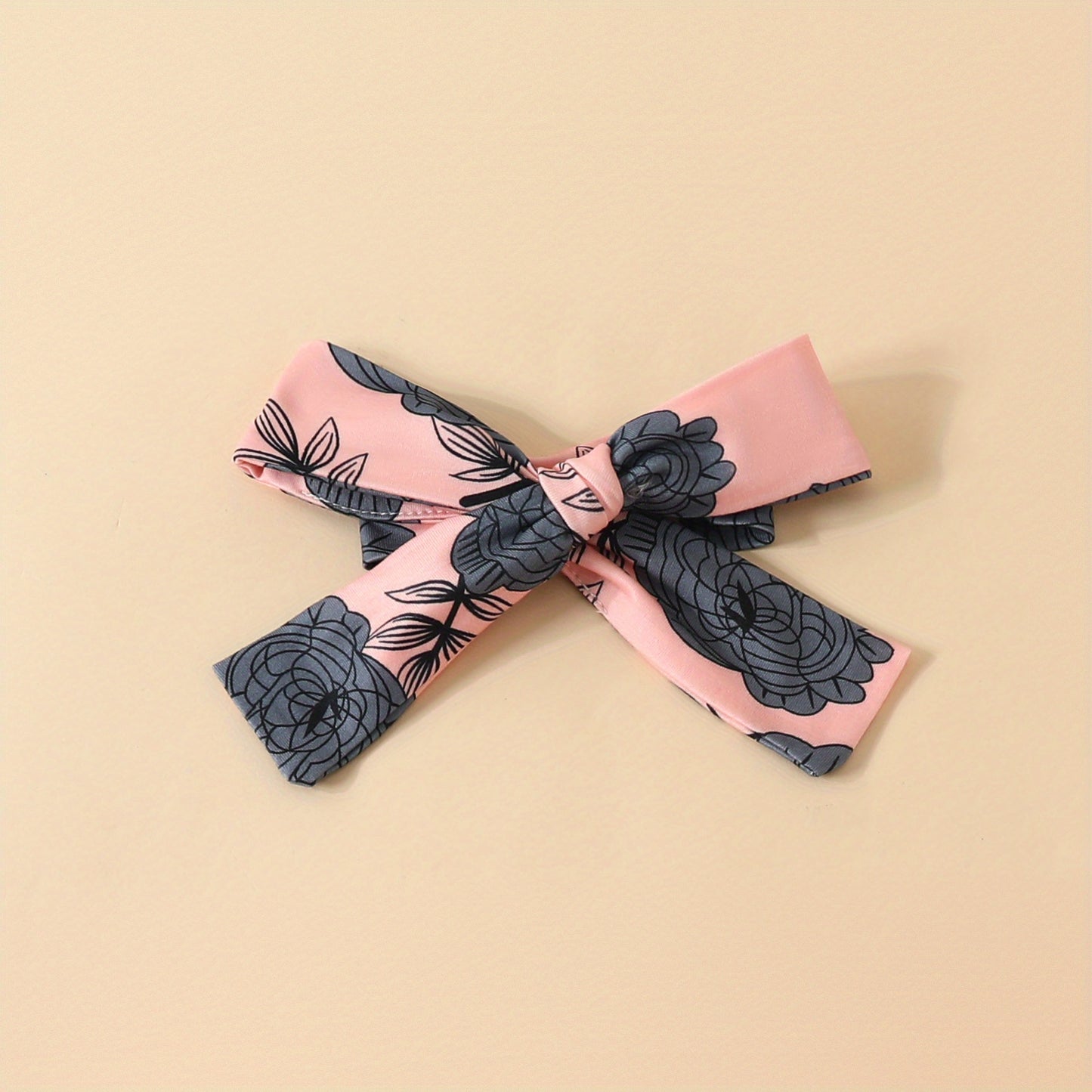 3pcs Short Sleeve &amp; Shorts Set for Newborns - "I'm Daddy's Girl" Letter Print Pants and Headband, Mommy's World Alphabet Kids' Outfit, Perfect for Outdoor