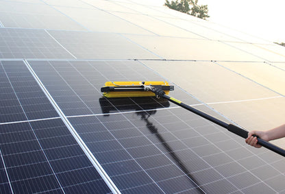 Automatic Rolling PV Solar Module Panel Cleaning Robot Machine Photovoltaic Equipment with Plastic Solar Panel Cleaning Brush