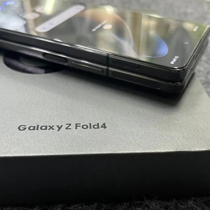 Wholesale Original Unlocked 256G Foldable for Galaxy ZFold4 5G Smartphone Used Cellular CDMA & LTE Mobile Phone