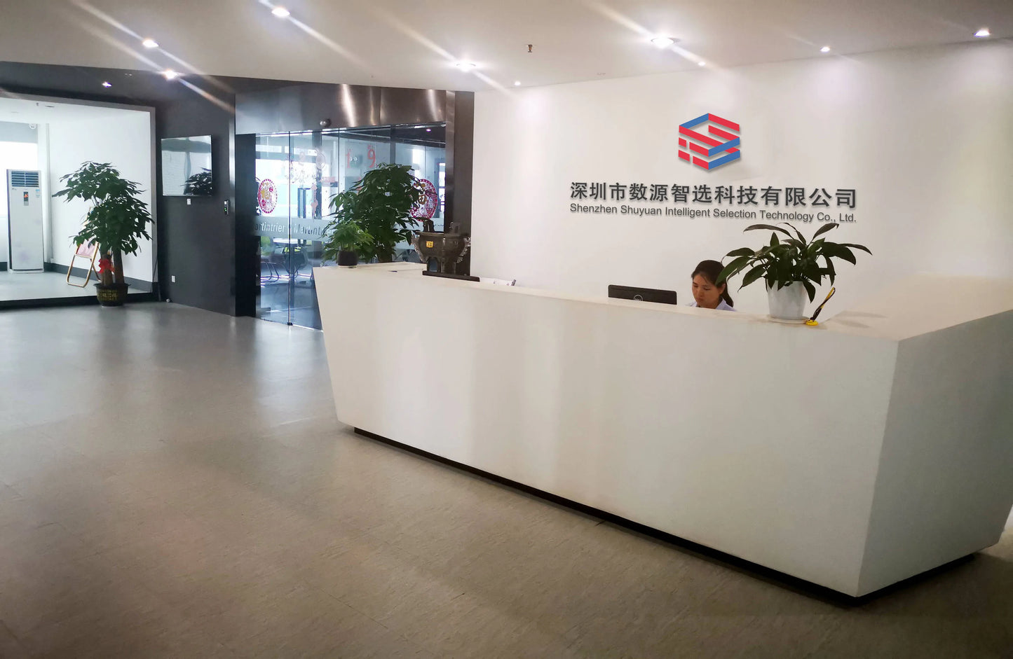 Hot Selling 16 Pro Max European Version Original Factory Unlocked 5G Smartphone with HD LED Display CDMA &amp; LTE Cellphone