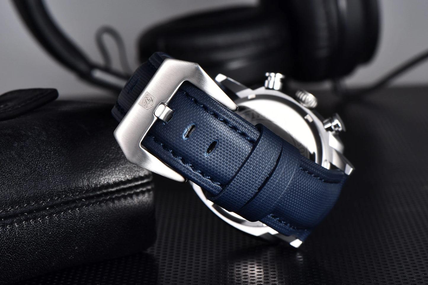 Relógio Benyar Design 2024 para homem, quartzo, 43 mm, mostrador luminoso, resistente à água até 50 m, anti-reflexo, cronógrafo, moderno e novo.