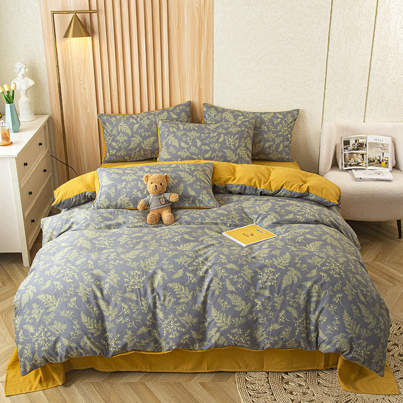 Dark Vine Pattern 4-Piece Vintage Small Floral Bedding Set. Includes 1 flat sheet, 1 duvet cover, and 2 pillowcases. Machine washable polyester. Breathable and easy to clean. Does not contain down duvet or pillowcases.