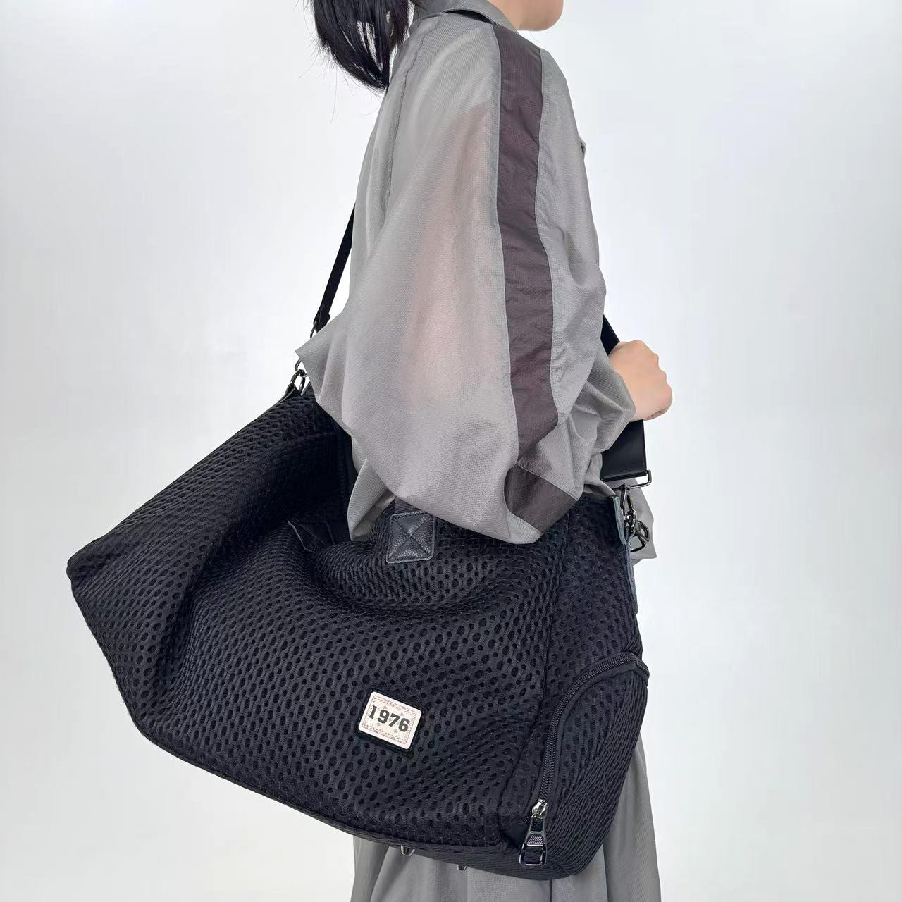 Women's Fashion Minimalist Tote Bag, Large Capacity Sports Gym Bag with Shoe Compartment - Style Splice City Bag, Zipper Closure and Sturdy Handle, Suitable for Business, Vacation, and Everyday Use, Personalised Sports Bag, G
