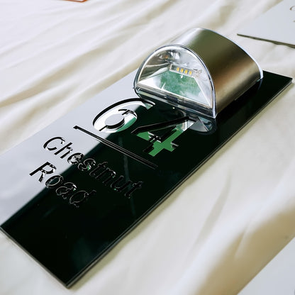 Customizable Text Solar-Powered Double-Layer Acrylic Door Sign - Golden and Silvery Dual-Layer Acrylic Design - Suitable for Companies, Homes, Apartments, Bars, etc. as Outdoor Entrance Street Address Wall Decor