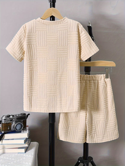 Boys' Fashion Casual Round Neck Short Sleeve T-Shirt + Casual Shorts Two-Piece Set, Perfect for Outdoor