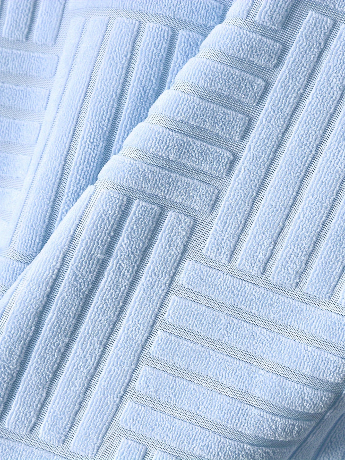 Boys' Fashion Casual Round Neck Short Sleeve T-Shirt + Casual Shorts Two-Piece Set, Perfect for Outdoor