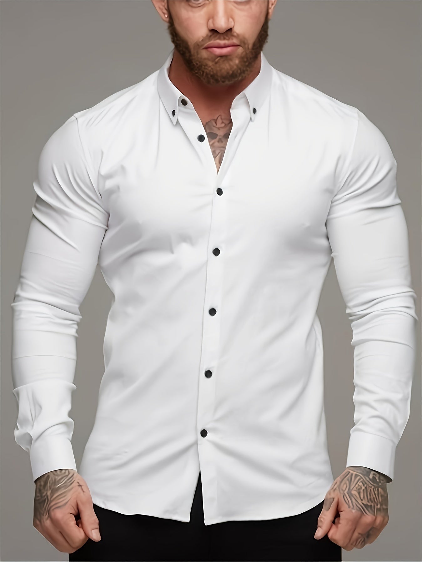 Camisa de homem de manga comprida, corte slim, cor sólida, tecido elástico de secagem rápida e fecho de botões. Ideal para atividades físicas na primavera e no outono.